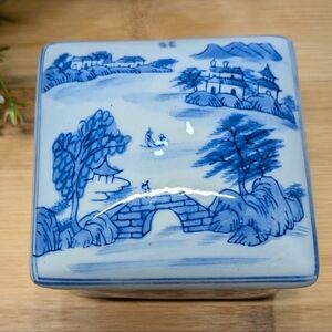 Vintage ST China Porcelain Blue and White Trinket Jewelry Box w Lid 4" Square